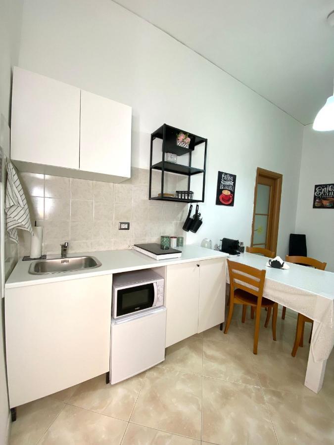 De Lollis Apartments Nápoles Exterior foto